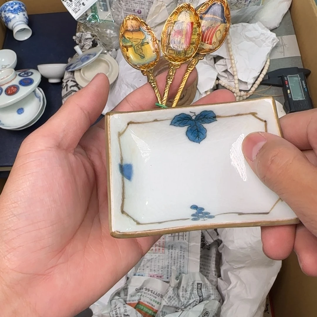 绿泥陶瓷孤品单件车里拍