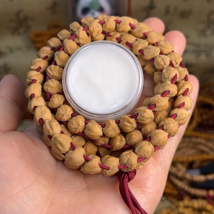 郭***斌柏香籽/百香籽吊坠白芽蛇骨