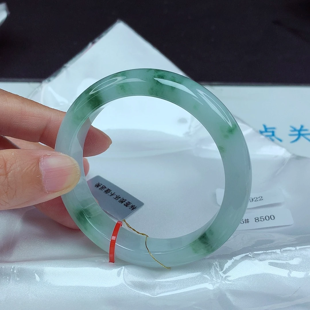 翡翠未镶嵌手镯56圈4922