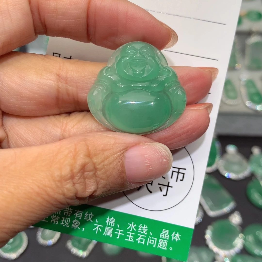颈饰银S925镶嵌石英质玉（非洲翠）