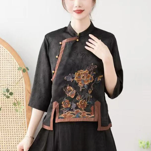 2025新款刺绣女装新中式国风洋气时尚上衣
