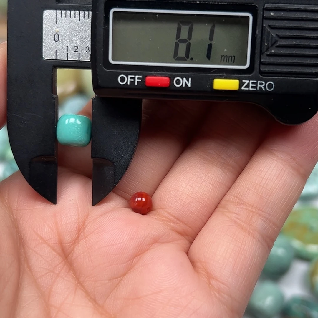 南红玛瑙未镶嵌珠宝奇石
