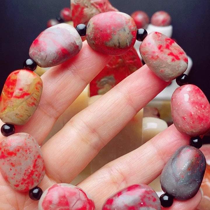 昌化石鸡血石手串