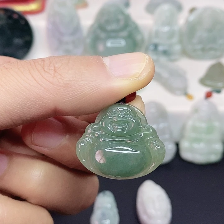 翡翠未镶嵌颈饰吊坠