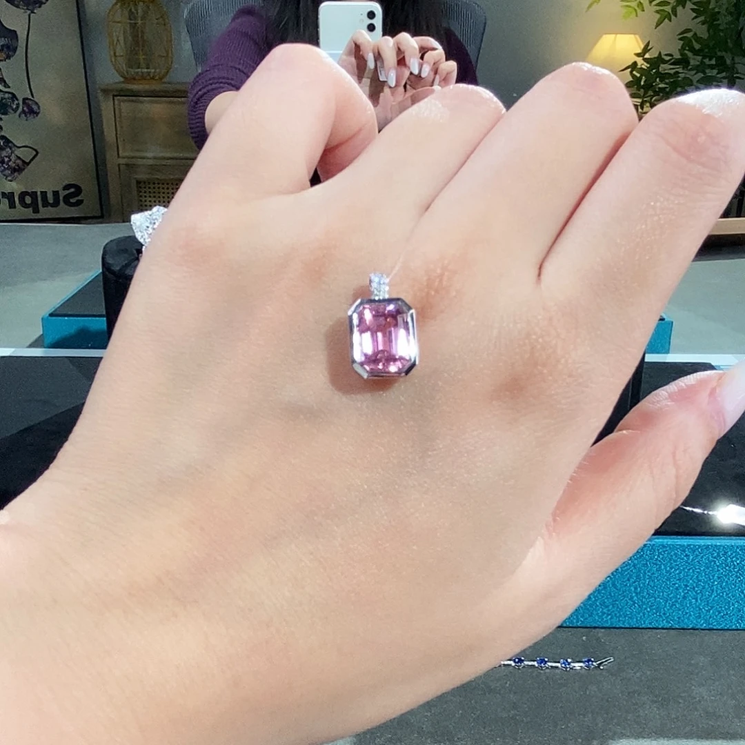 吊坠(不含链)18K金镶嵌碧玺3.14ct