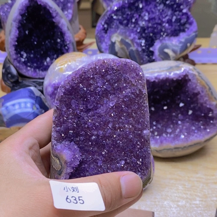 未镶嵌紫晶大型摆件（非配饰）