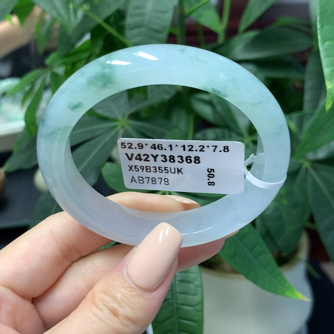 翡翠未镶嵌手镯天然缅甸翡翠53.6贵妃