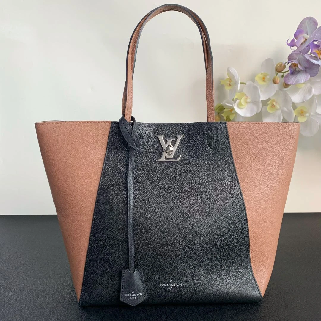 99新 LouisVuitton/路易威登 【闲置】lv lockme 贵价tote