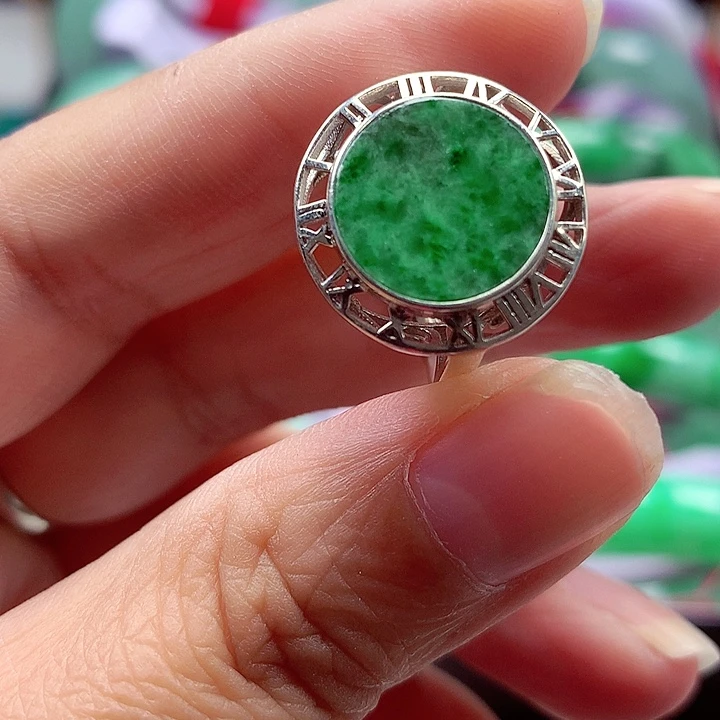 翡翠银S925镶嵌颈饰翡翠