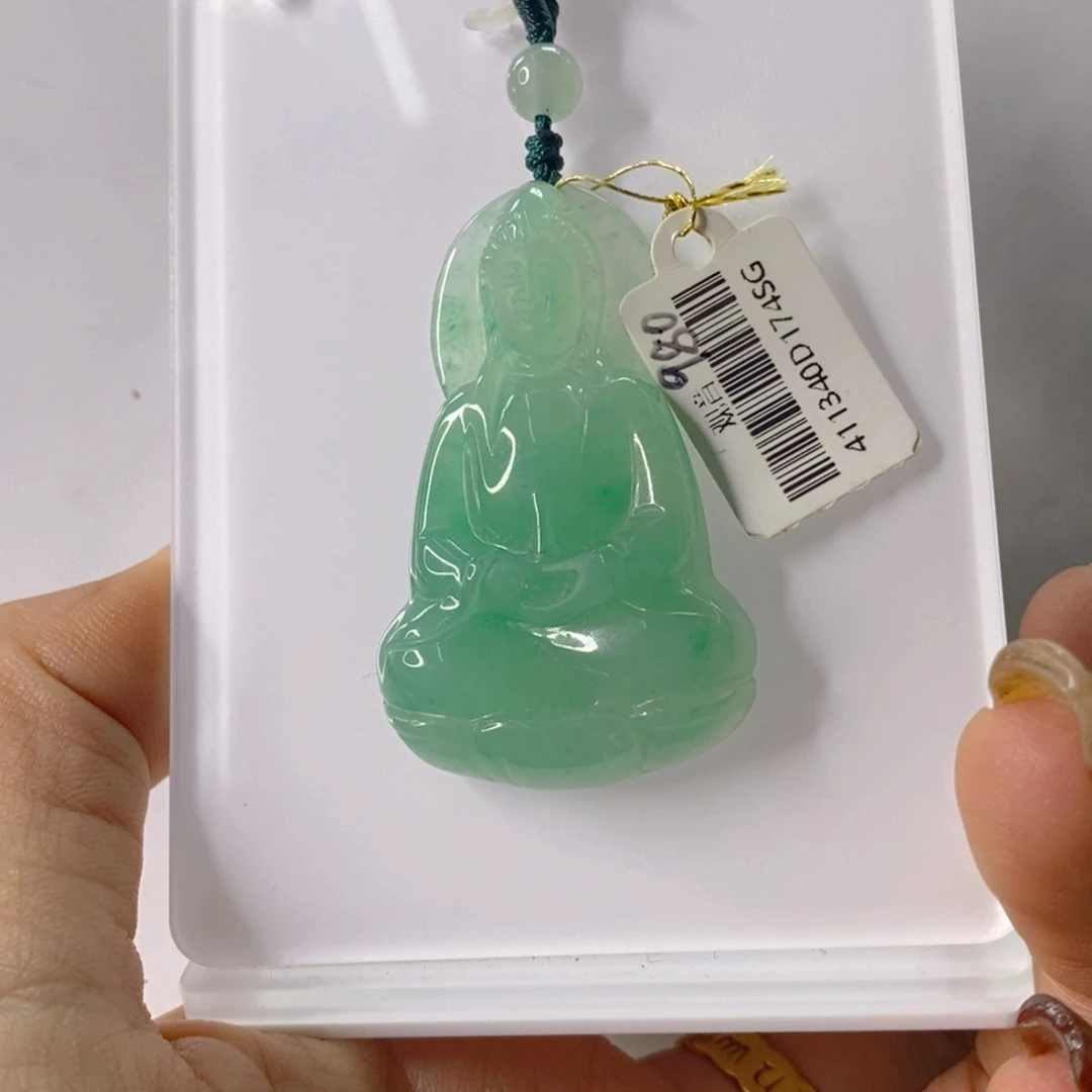 石英质玉未镶嵌颈饰