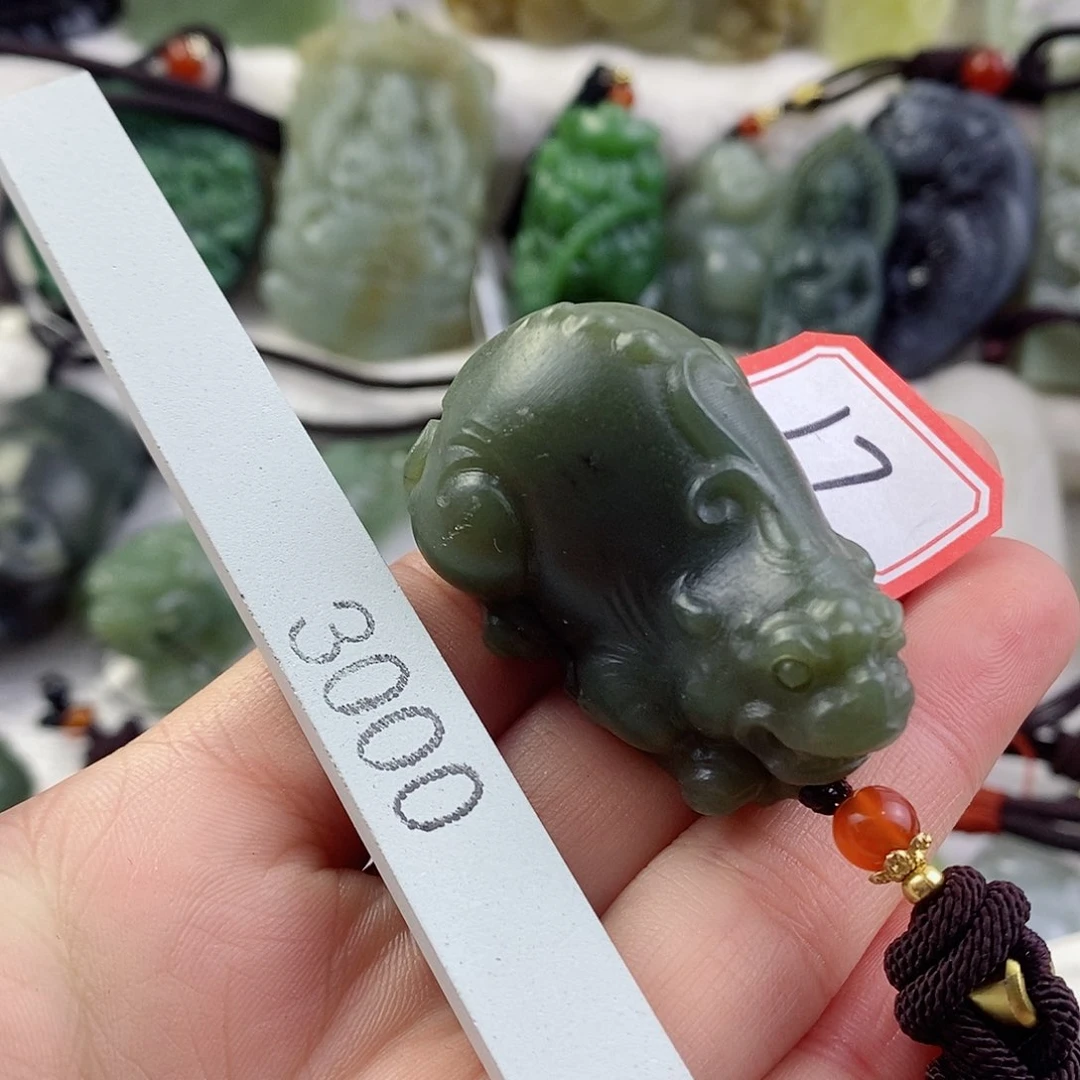 和田玉（糖玉）珠宝半成品未镶嵌骑****儿