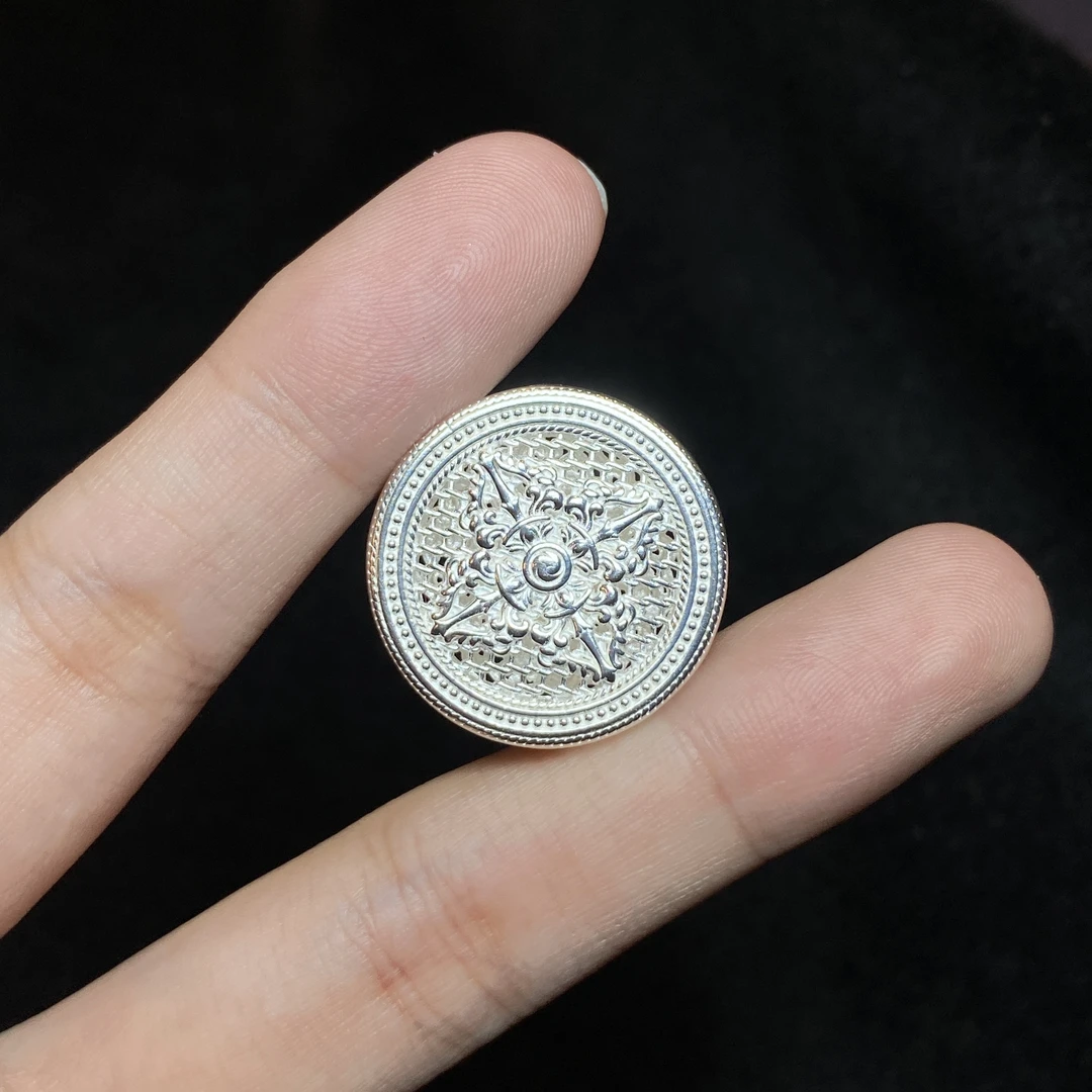 足银银制品 【小北好物】足银吊坠-17QH34X430【约23*23mm】带表带