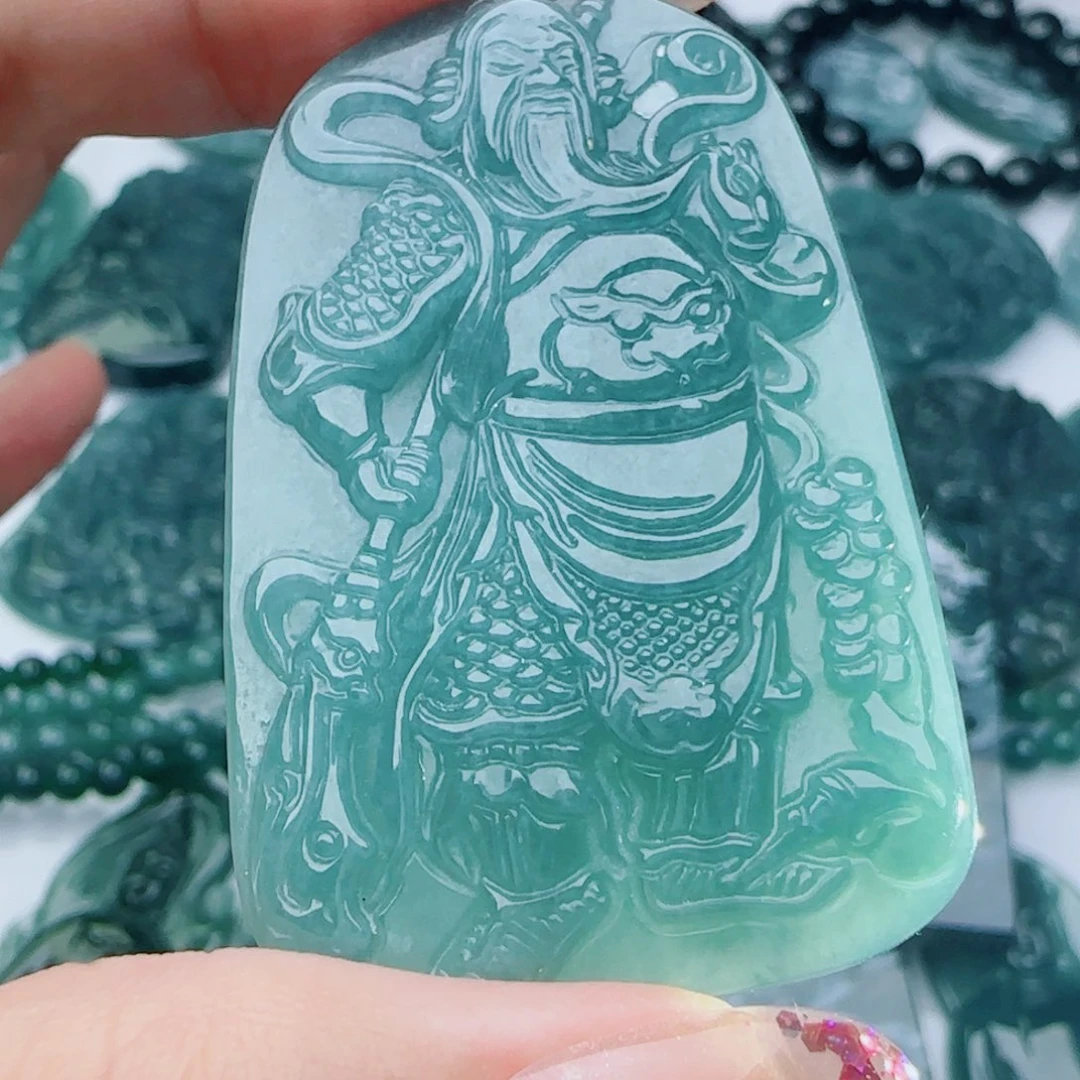 颈饰未镶嵌翡翠多样性发货天然的A货翡翠