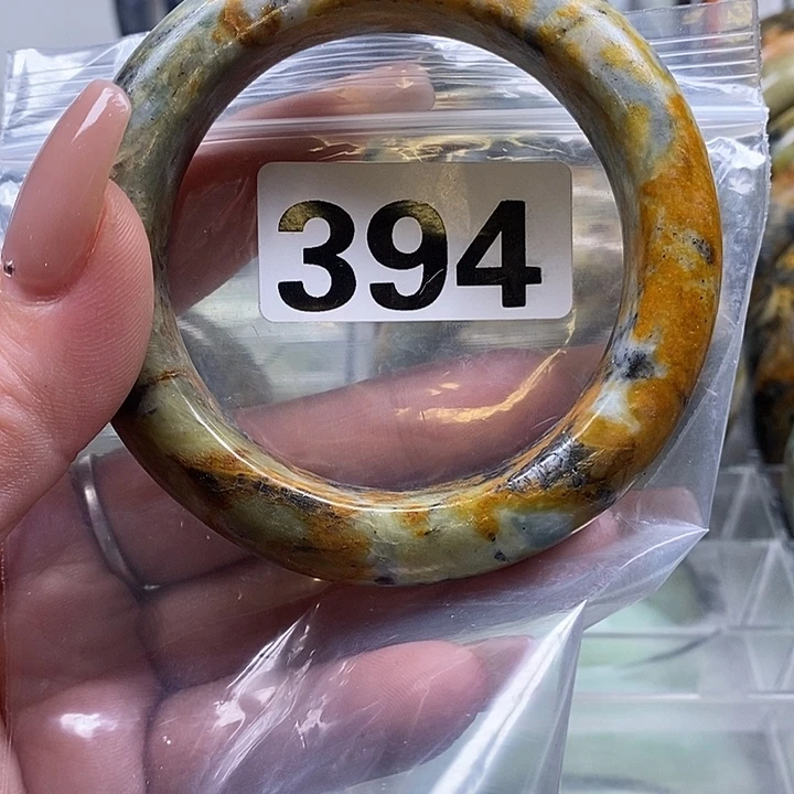 肆***儿蛇纹石玉未镶嵌手镯