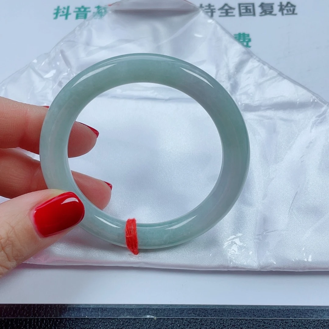 翡翠未镶嵌手镯圆条55宽厚9.6