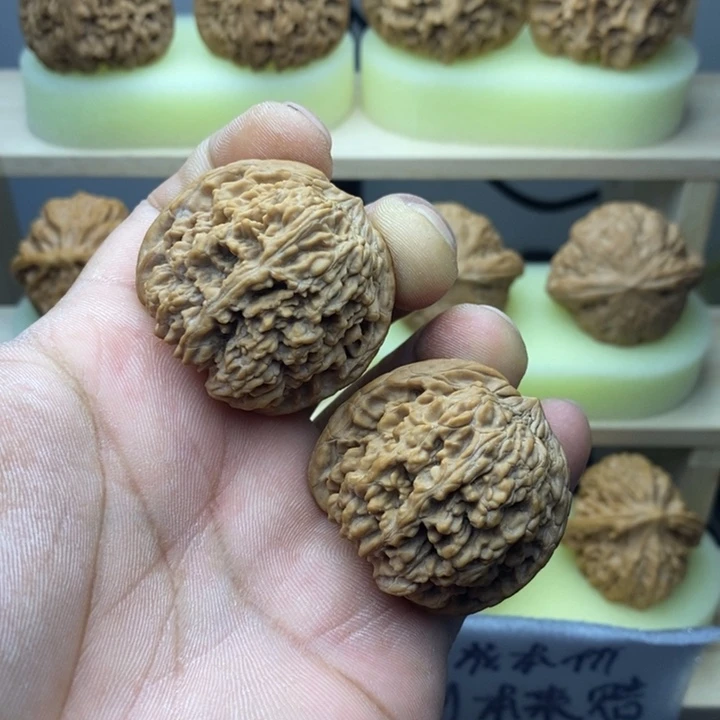 文玩核桃吊坠40全品满天星