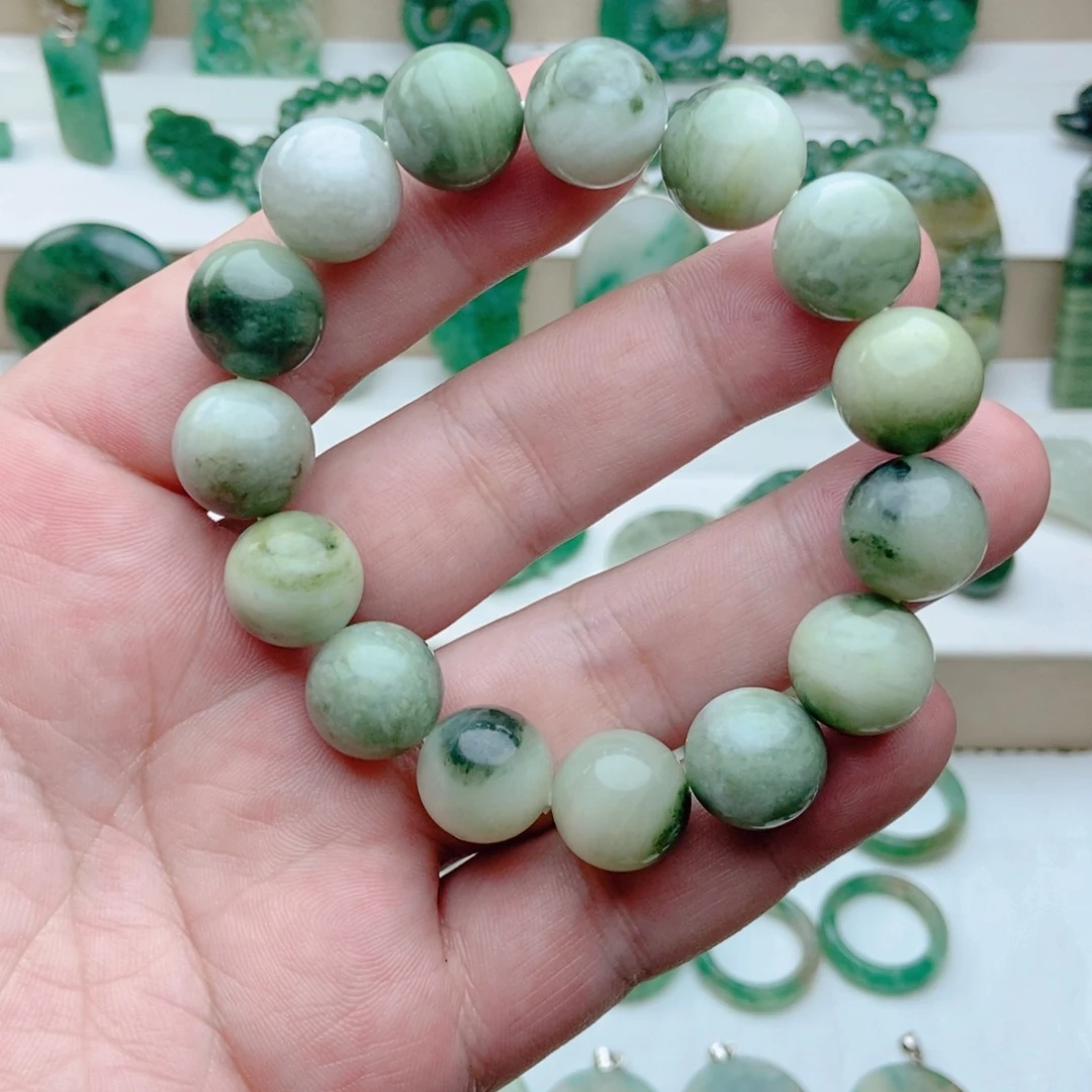 未镶嵌独山玉手串