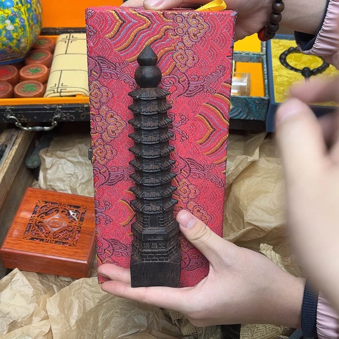 大叶紫檀（黑酸枝木类）