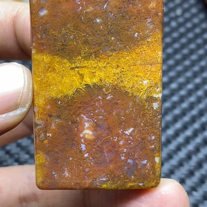 玛瑙/玉髓颈饰未镶嵌史****2