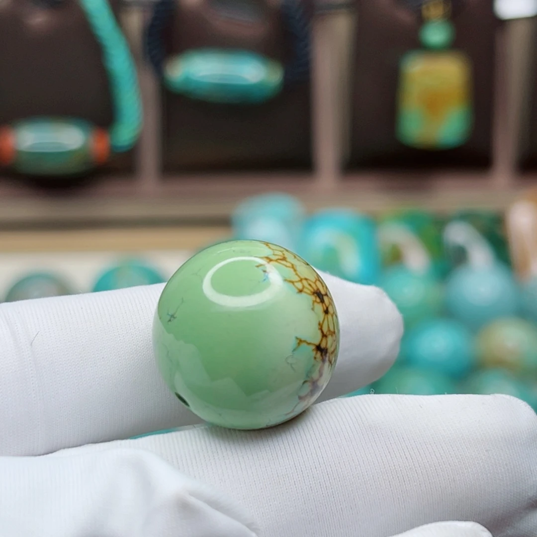 绿松石未镶嵌纯天然原矿绿松石