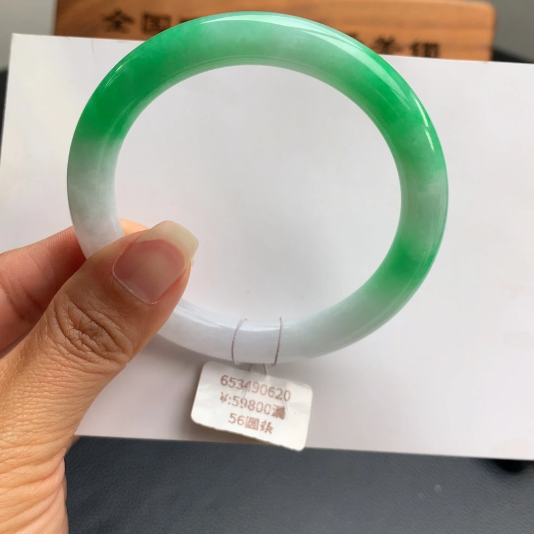 翡翠手镯未镶嵌白底色小圆条翡翠手镯56圈