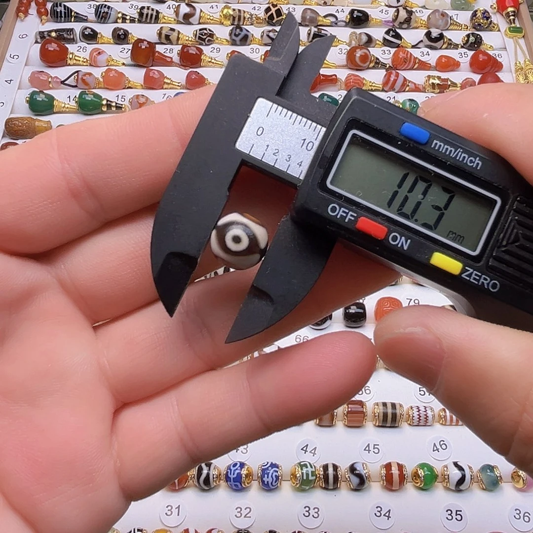 玛瑙/玉髓合金颈饰