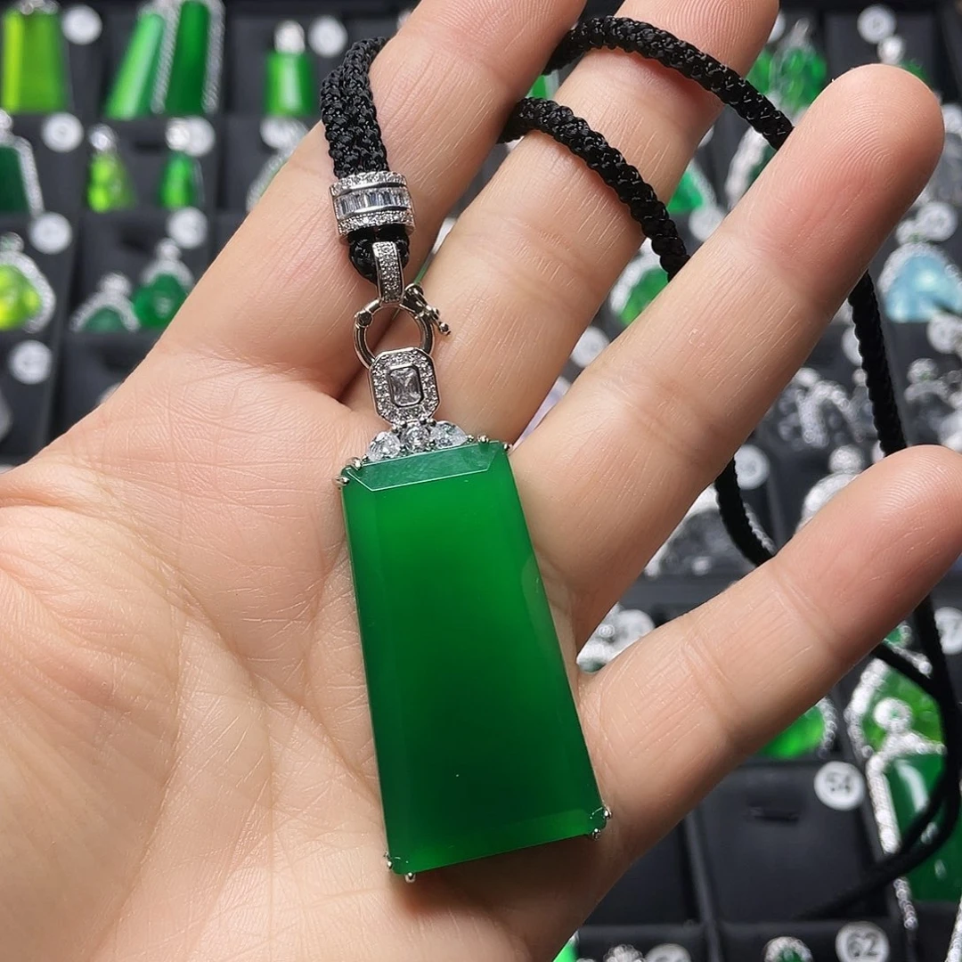 玛瑙/玉髓合金颈饰