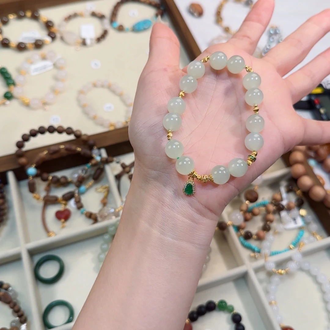 木****和田玉（糖玉）未镶嵌手链