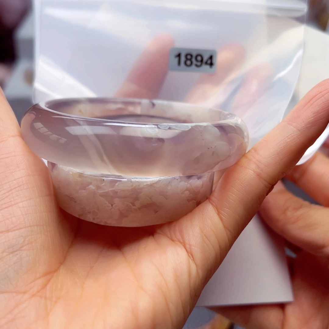 玛瑙/玉髓手镯未镶嵌予*