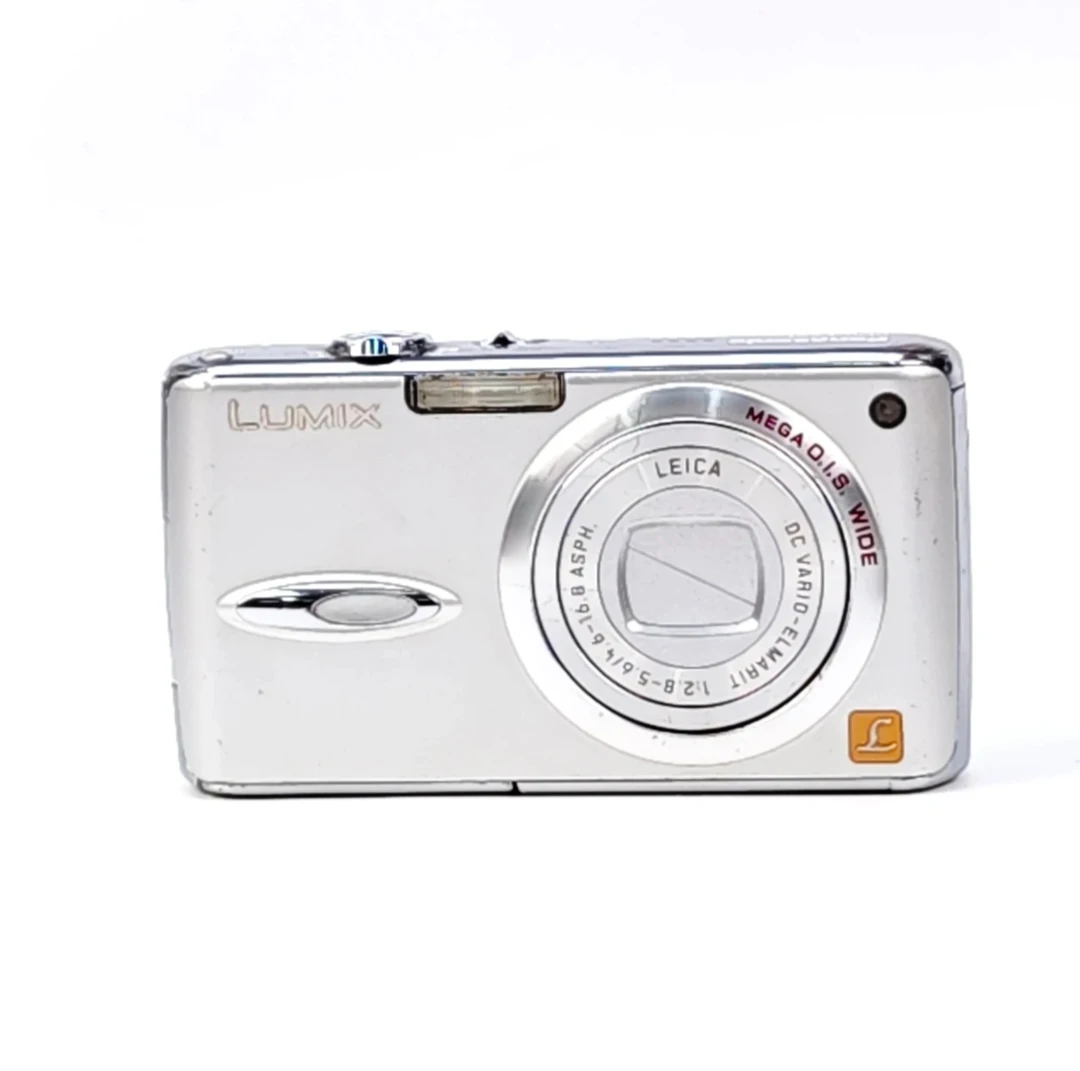 95新 Panasonic/松下 fx01轻奢银600万像素3.6倍变焦ccd