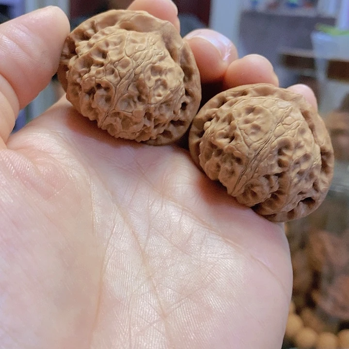 【闪购商品】文玩核桃把件39.5宫灯