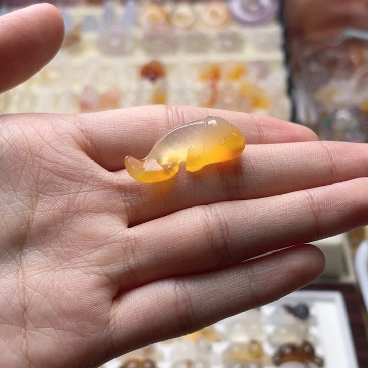 未镶嵌玛瑙小鱼玛瑙/玉髓