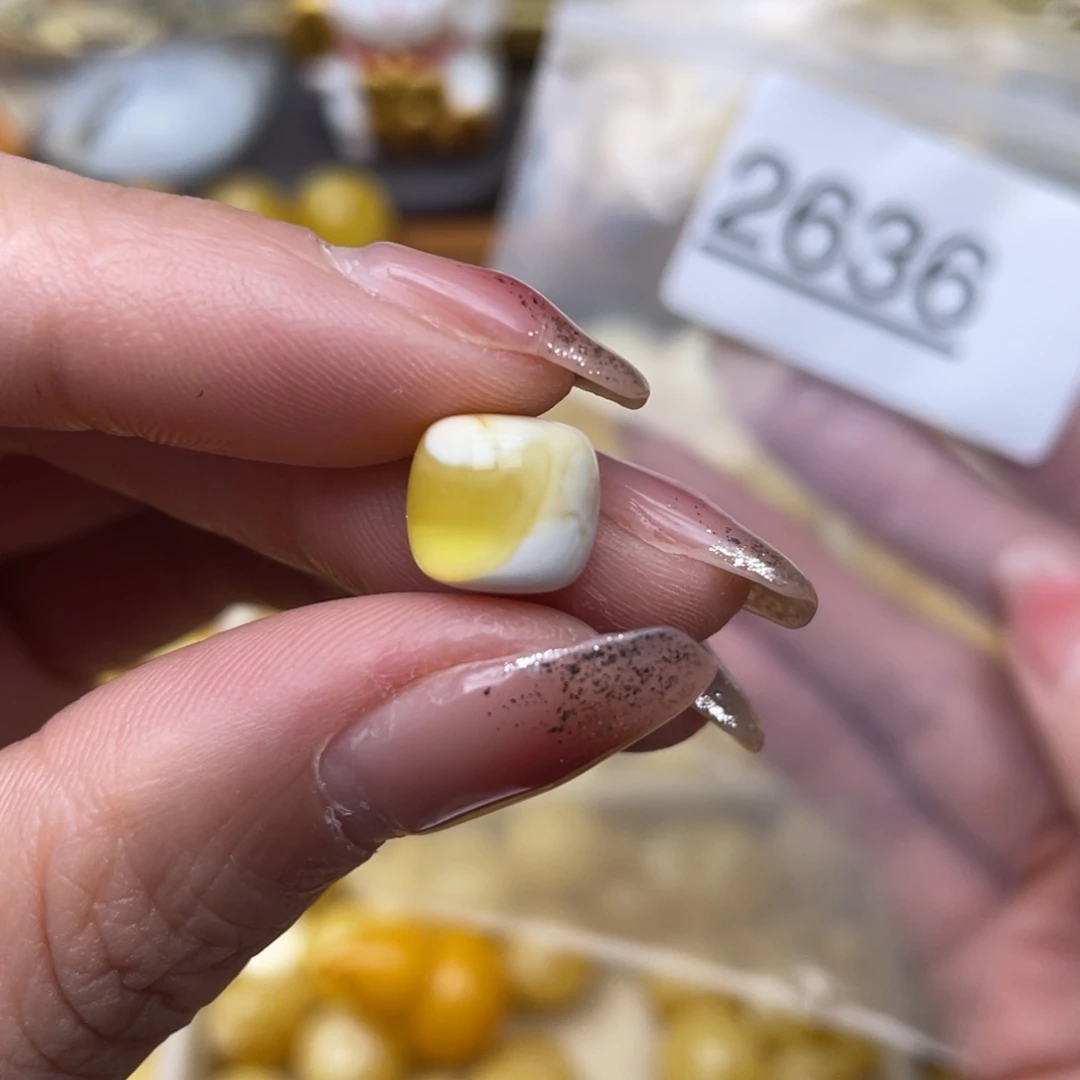 蜜蜡珠宝奇石未镶嵌粉点10