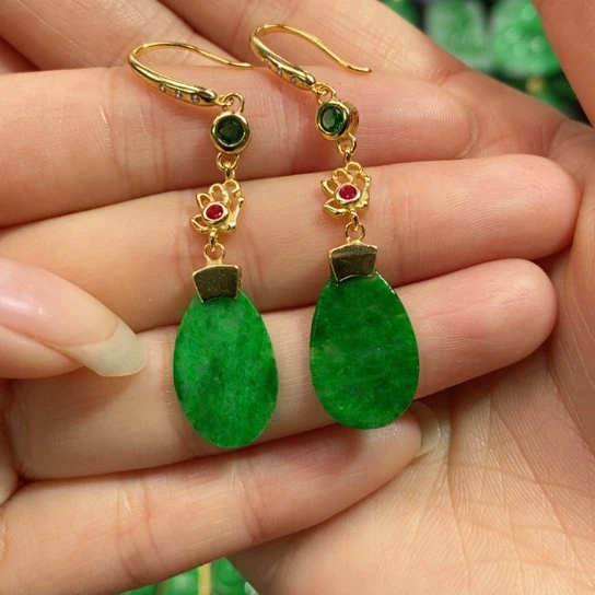 颈饰未镶嵌翡翠吊坠