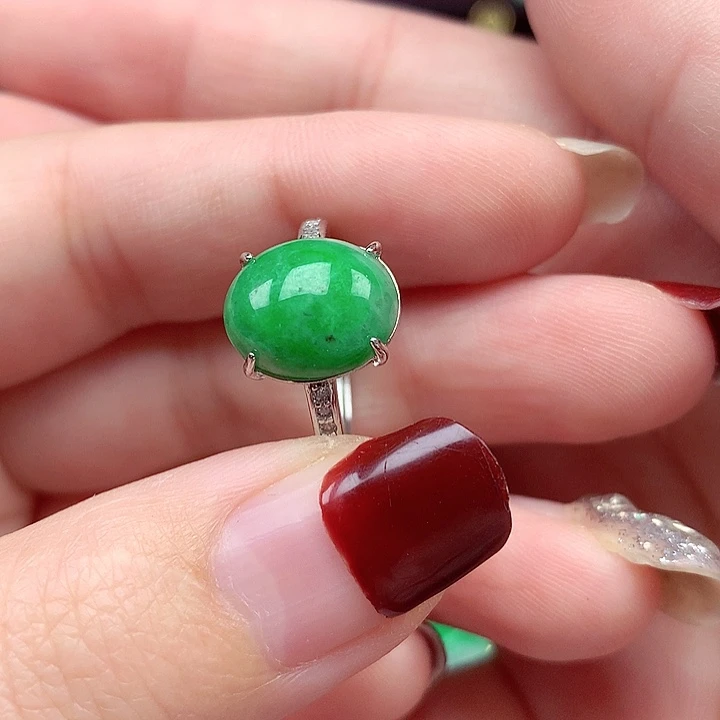 翡翠颈饰银S925镶嵌翡翠