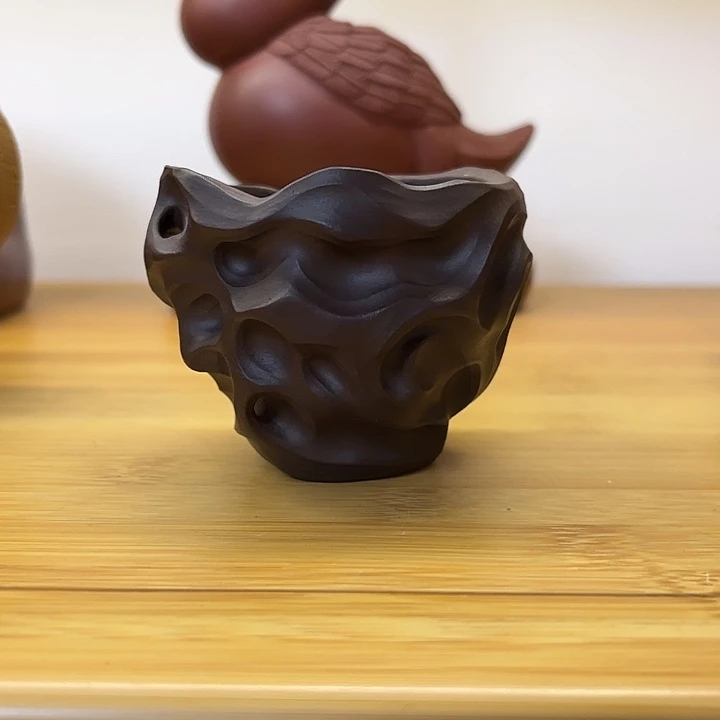 1***3紫砂茶宠紫砂全手工太湖石主人杯