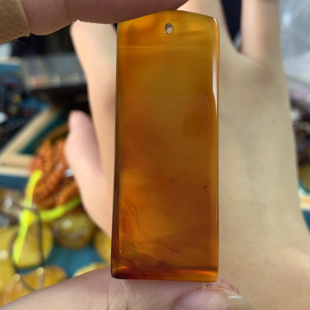 琥珀未镶嵌珠宝奇石26