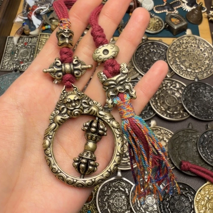 藏传文玩九宫如图