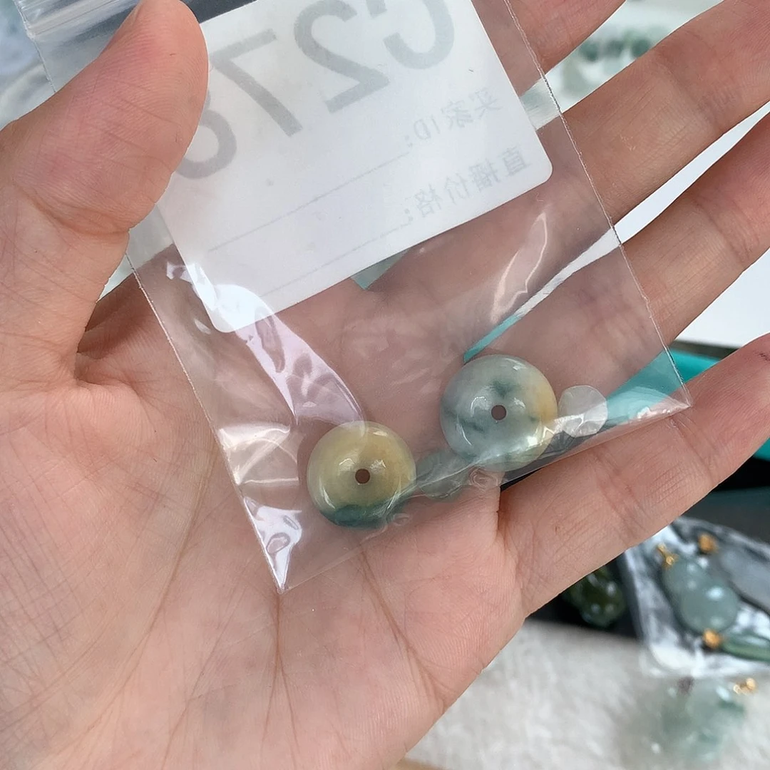 翡翠未镶嵌颈饰c*一起