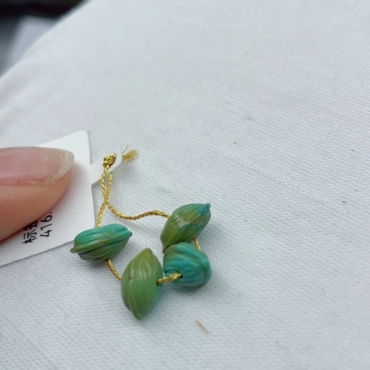 未镶嵌绿松石珠宝奇石