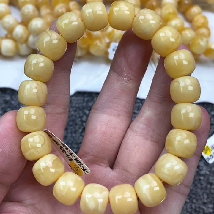 琥珀未镶嵌珠宝奇石7