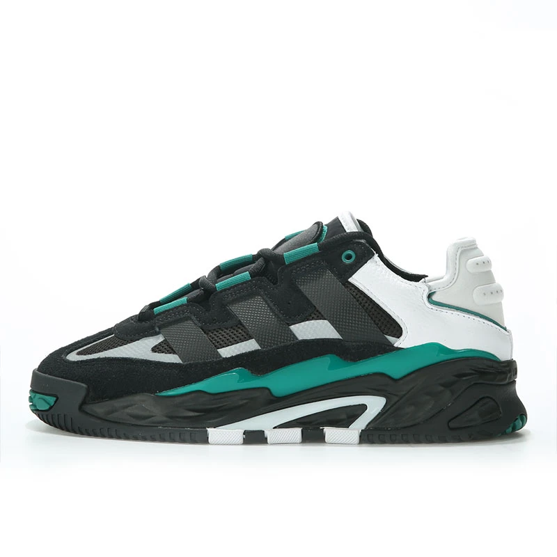 【瑕疵慎拍】阿迪达斯运动鞋 FW2477-36(无原盒)