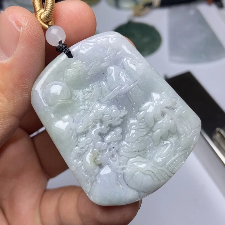 翡翠未镶嵌颈饰翡翠