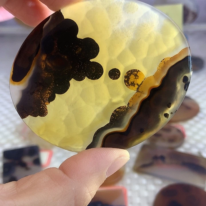 玛瑙/玉髓未镶嵌颈饰