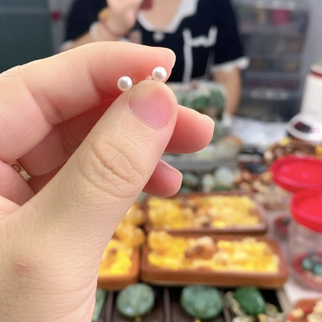 颈饰银S925镶嵌淡水珍珠
