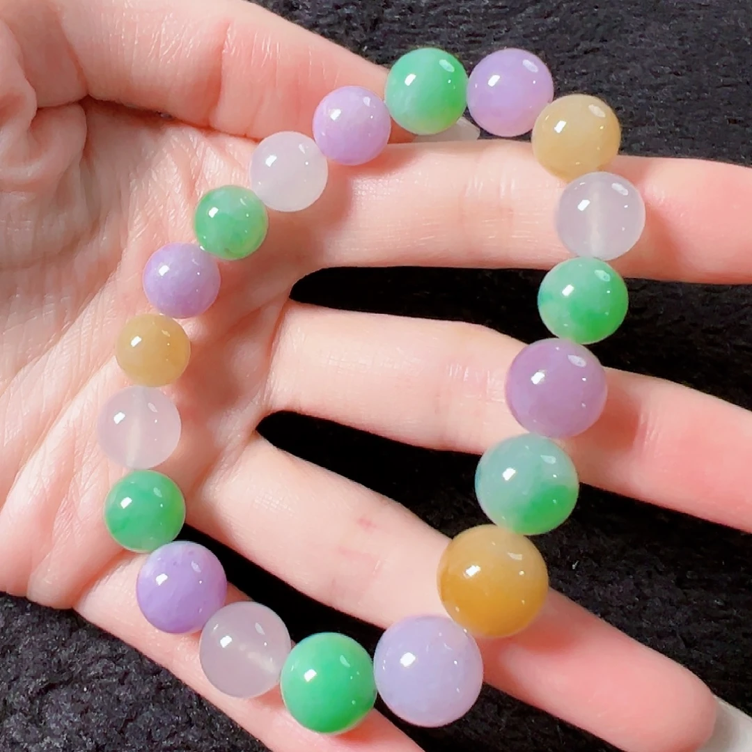 翡翠未镶嵌手串签收后24小时鉴赏期，过时不退