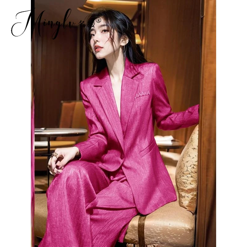 2025年秋季多巴胺穿搭质感高级感玫红色时尚西装西裤两件式套装