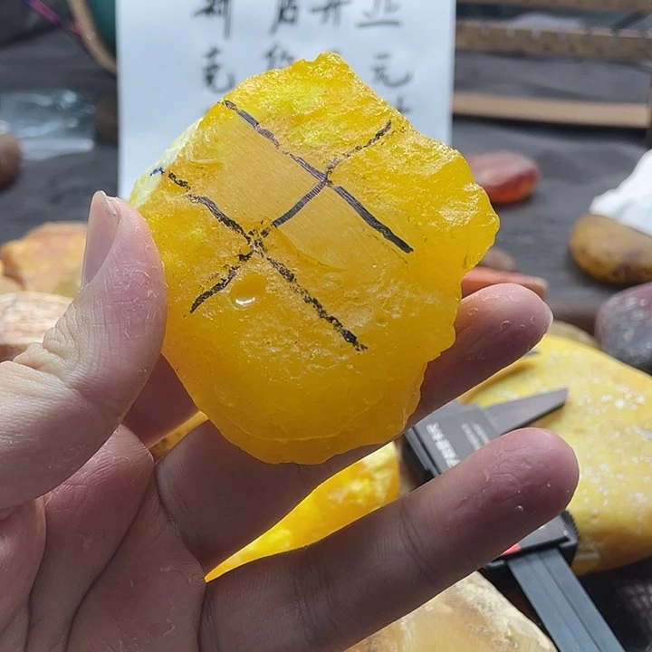 高端定制设计款r16