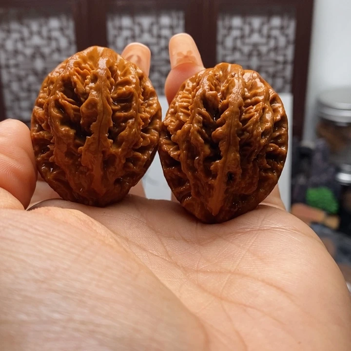 文玩核桃把件核桃47瑕疵阴皮