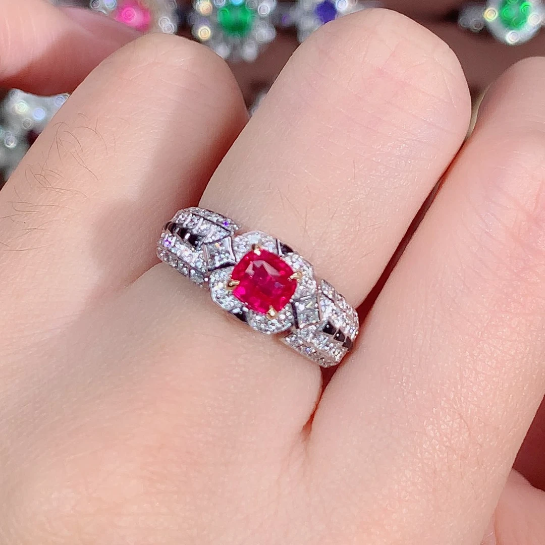 18K金镶嵌戒指红宝石1.02ct/天然宝石/七天无理由